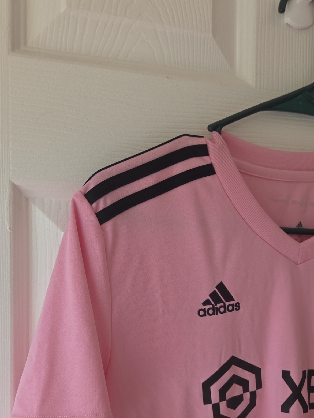 NWT Adidas MLS Inter Miami FC LIONEL MESSI Pink Jersey Sz M Soccer Futbol - Picture 9 of 13